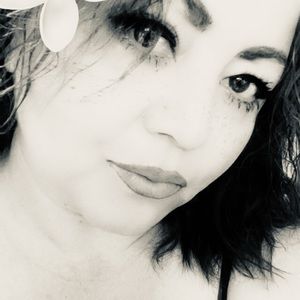 Meet your Posher, Lupita